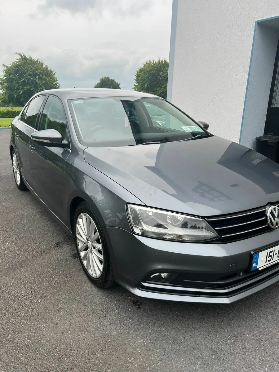 Volkswagen Jetta 2015 - Image 1