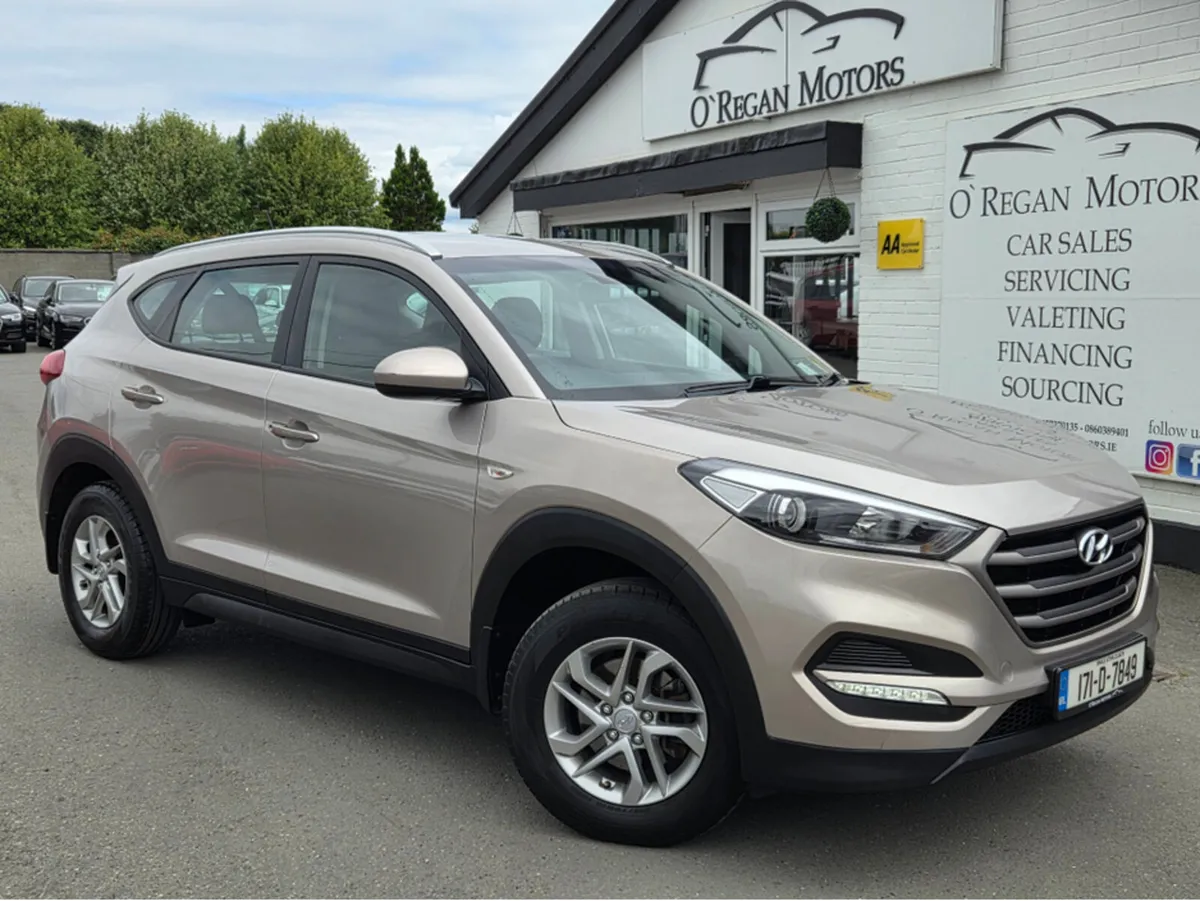 Hyundai Tucson 1.6 PETROL COMFORT - Image 1