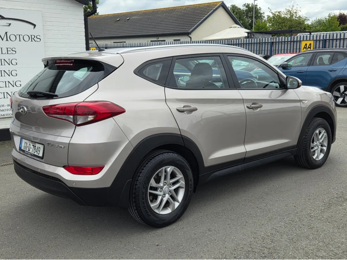 Hyundai Tucson 1.6 PETROL COMFORT - Image 3