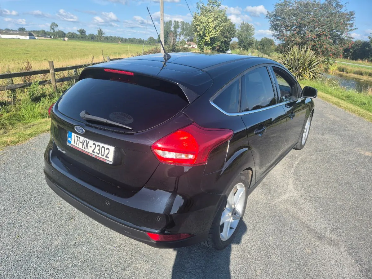 171 Ford Focus 1.5 TDCI 120 TITANIUM S/S 5DR - Image 4