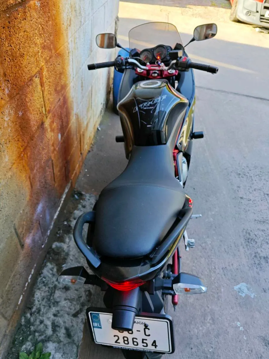 Kawasaki ER-6F (very low mileage) - Image 4