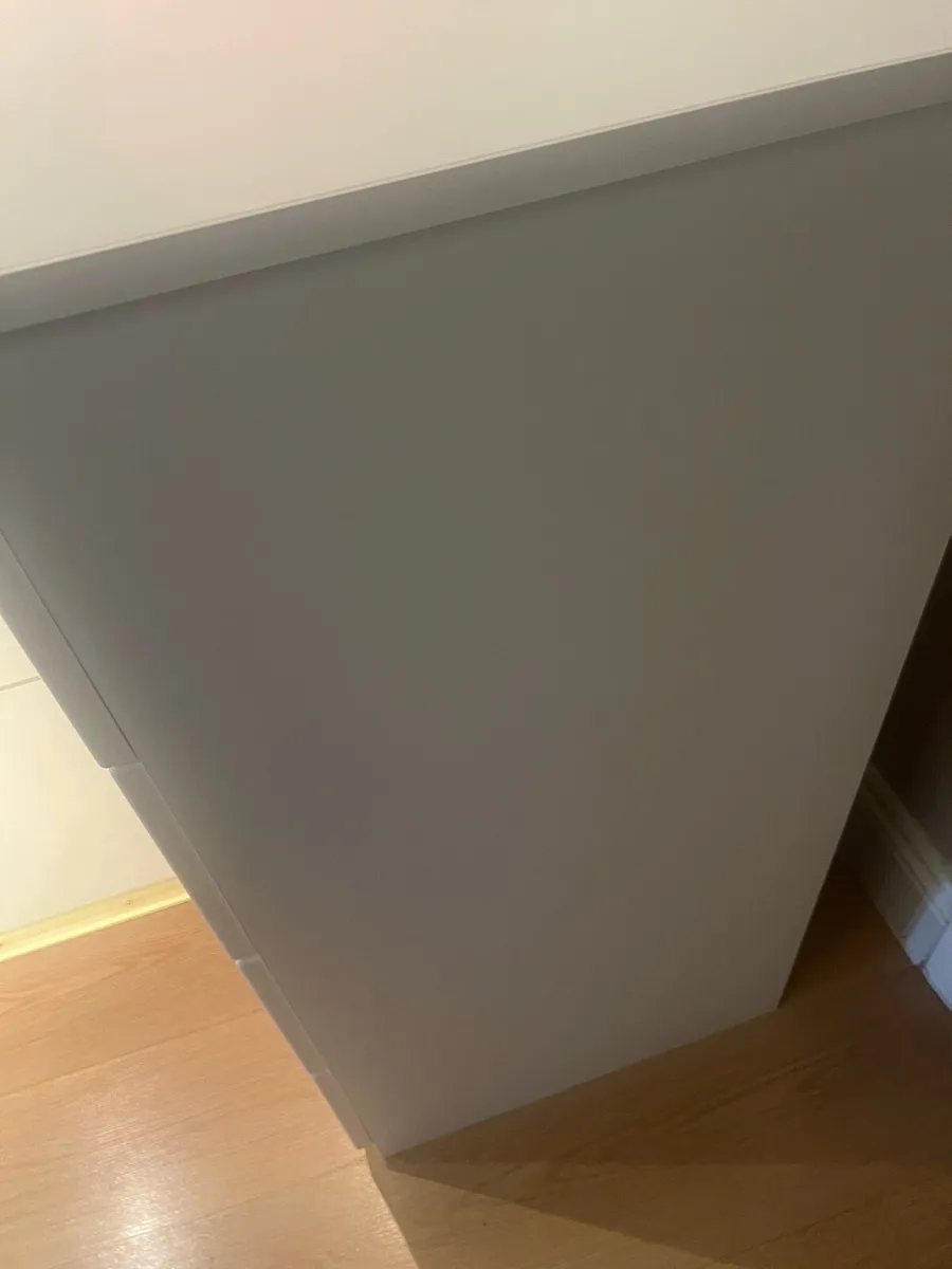 Chest of drawers - Image 3