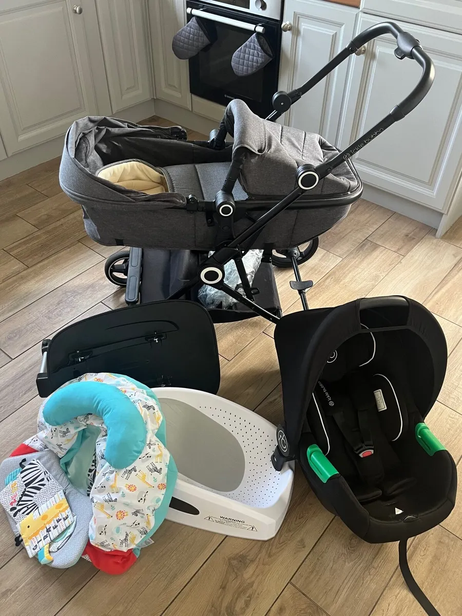 Ickle Bubba Baby travel system - Image 1