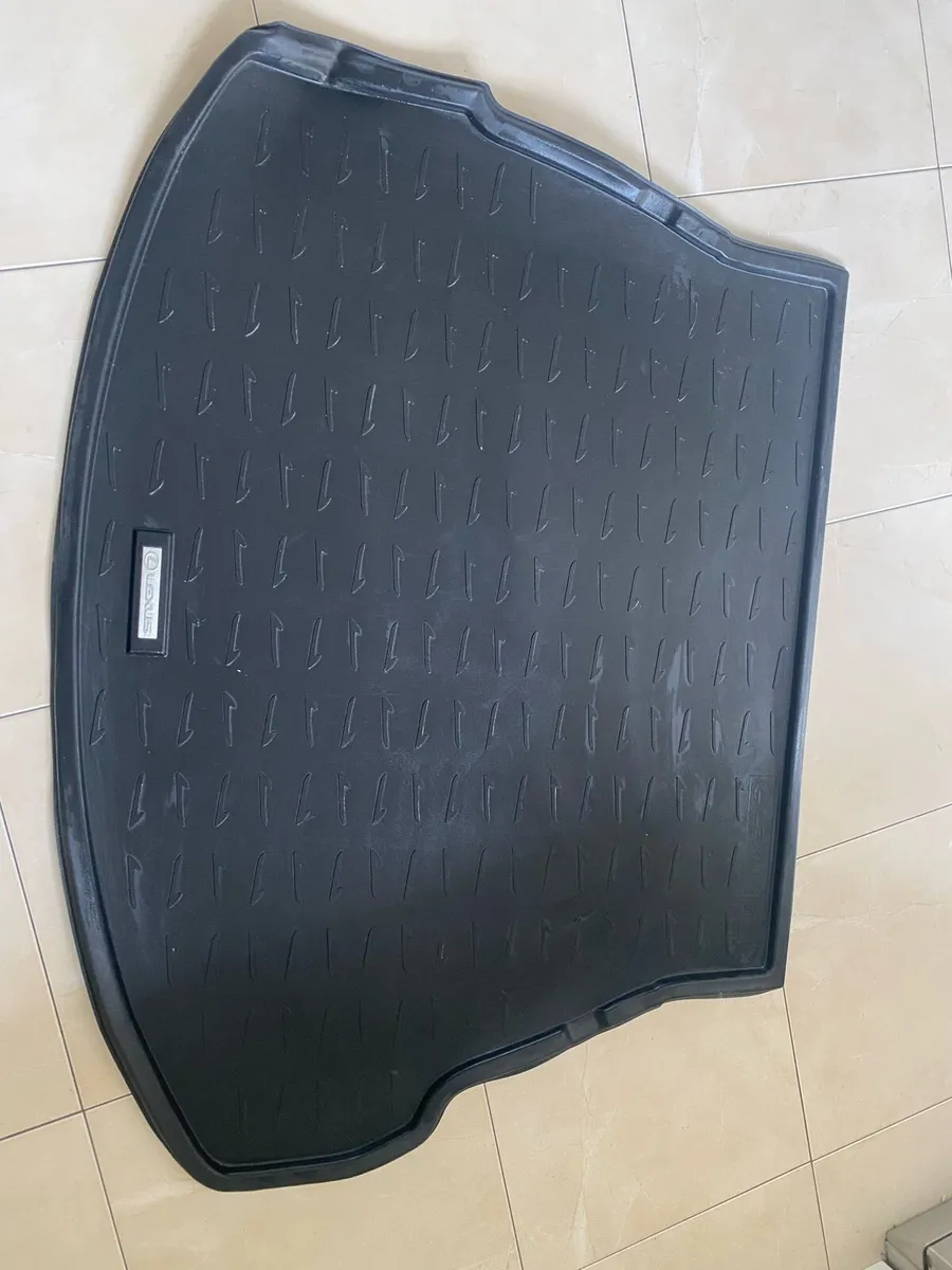 Lexus boot liner - Image 1