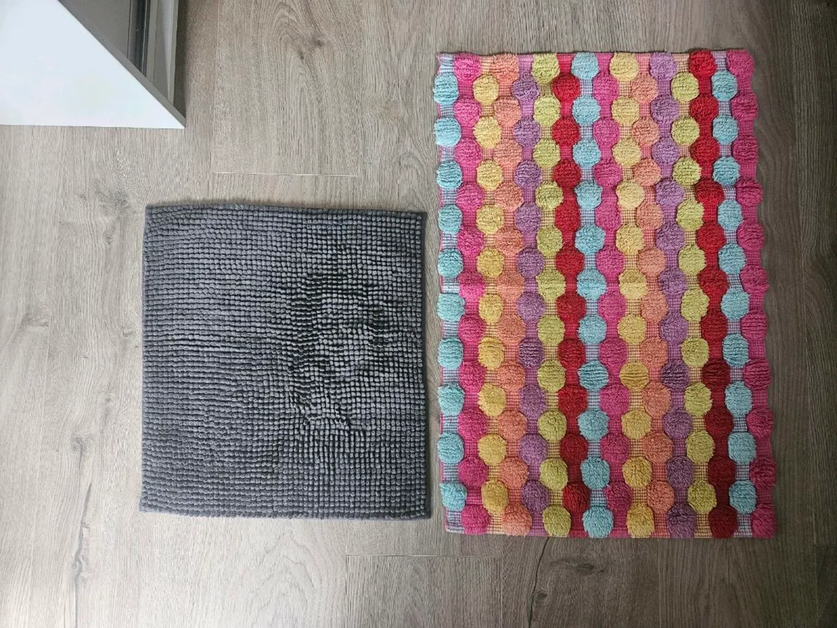 Bath mat x2