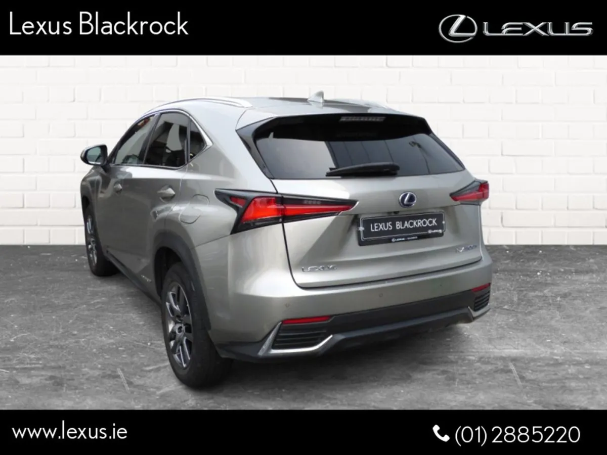 Lexus NX 300h Hybrid Luxury - Image 2