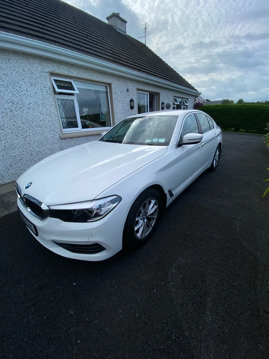BMW 5 series 2017 - Image 2