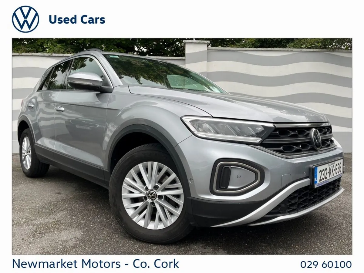 Volkswagen T-Roc 2.0tdi 116BHP Life Rear View Cam - Image 1