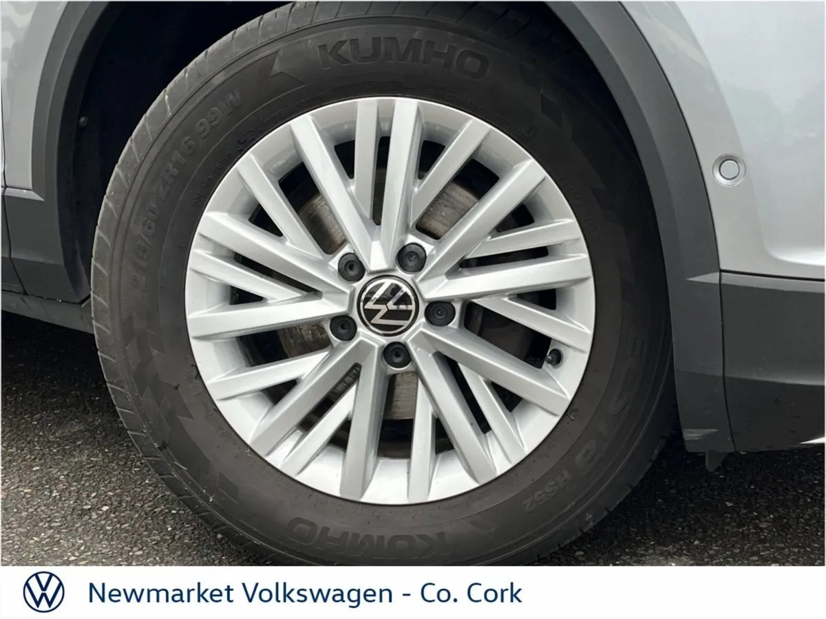 Volkswagen T-Roc 2.0tdi 116BHP Life Rear View Cam - Image 2