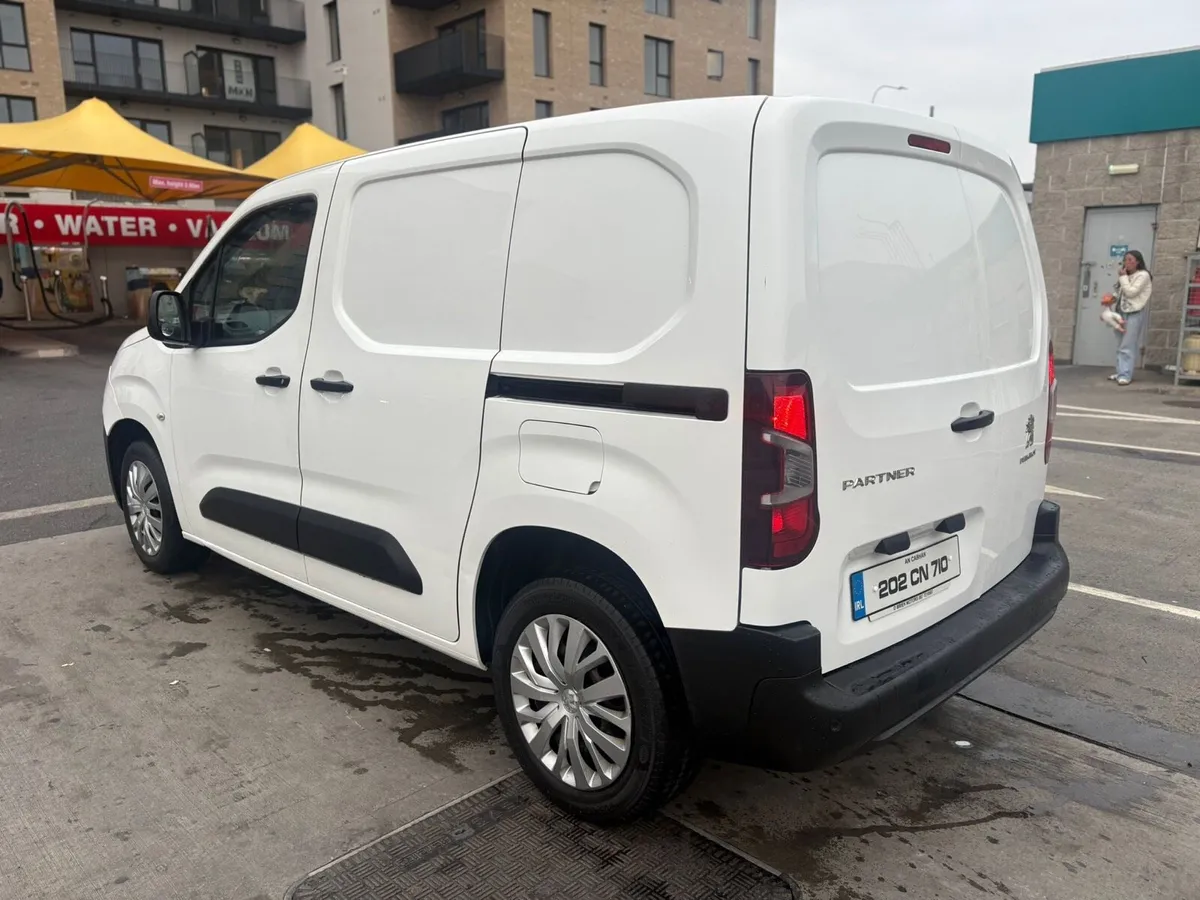 2020 Peugeot Partner (Doe&Taxd) - Image 4