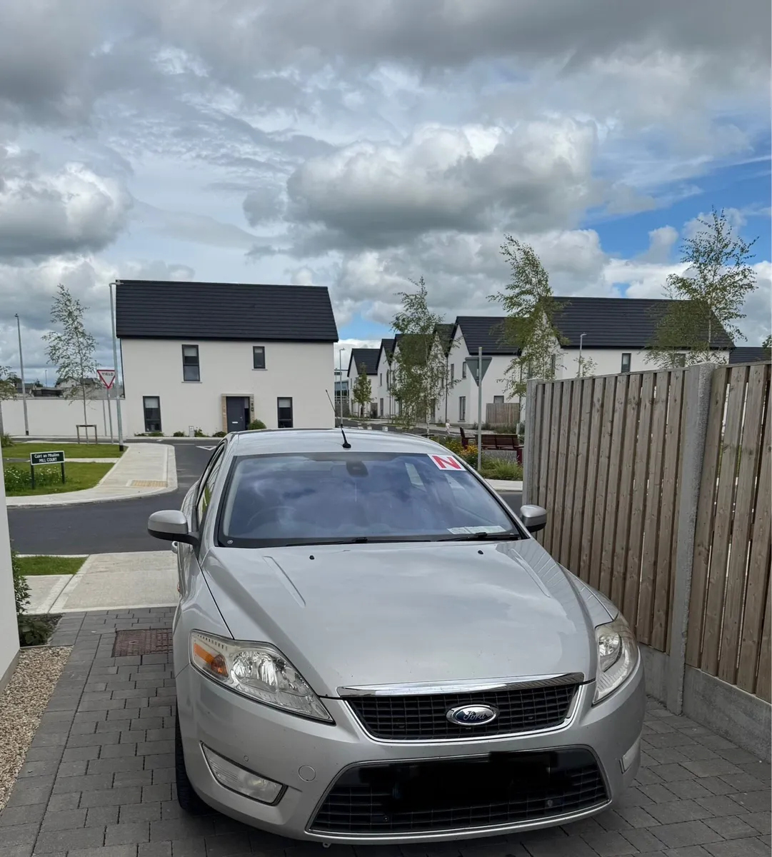 Ford Mondeo 2010 - Image 2