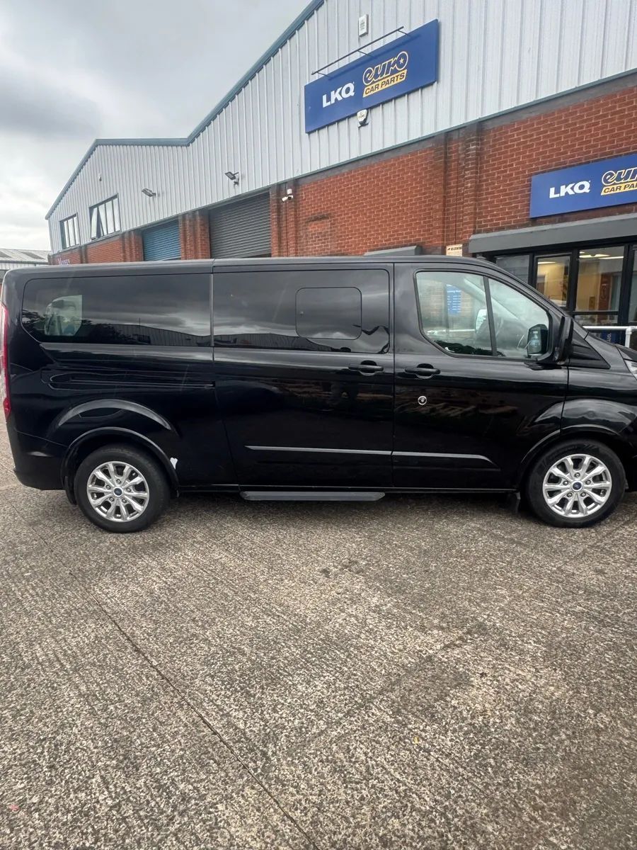 Car - Image 1
