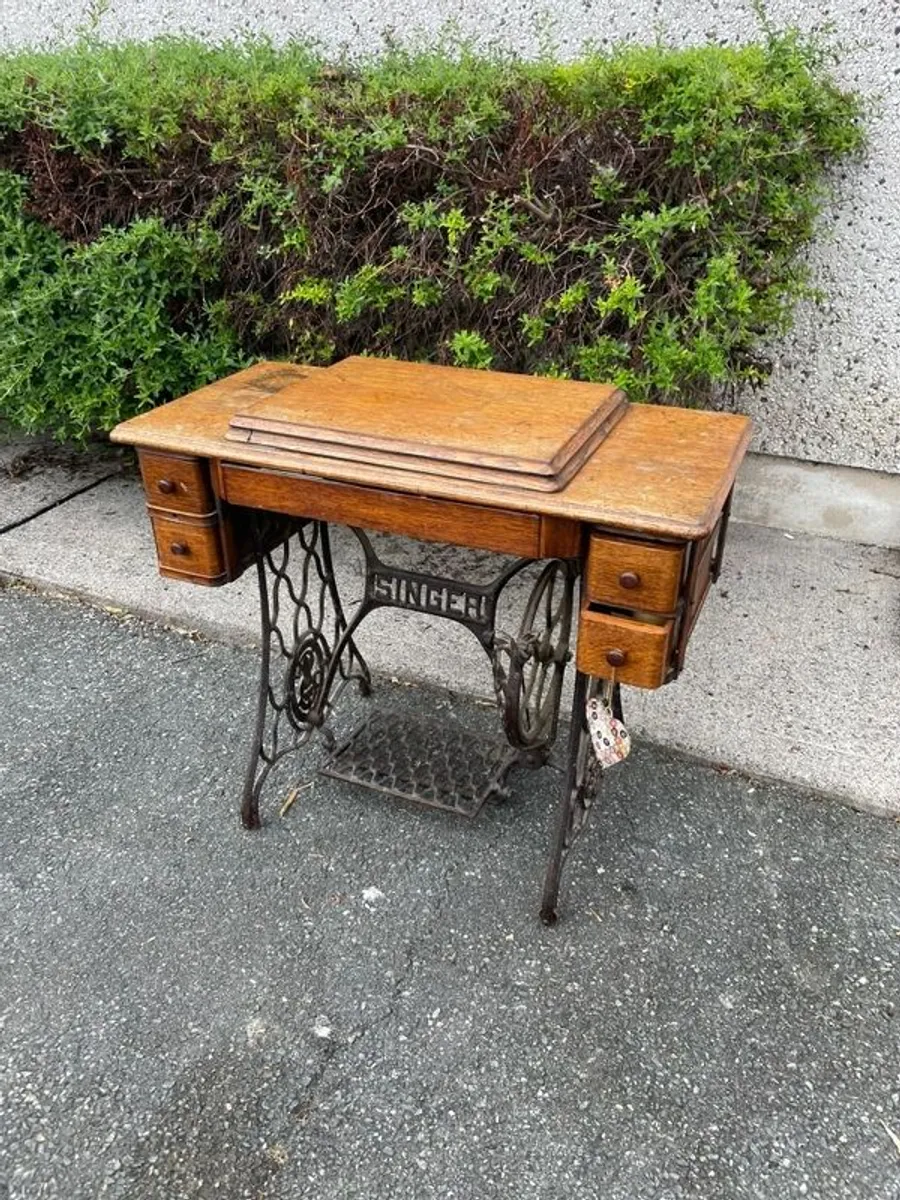 singer sewing machine - Image 4
