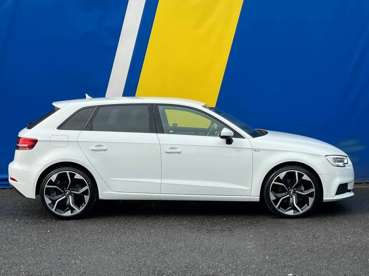 Audi A3 S-LINE PACK 1.4 TFSI AUTO // FULL SERVICE - Image 2