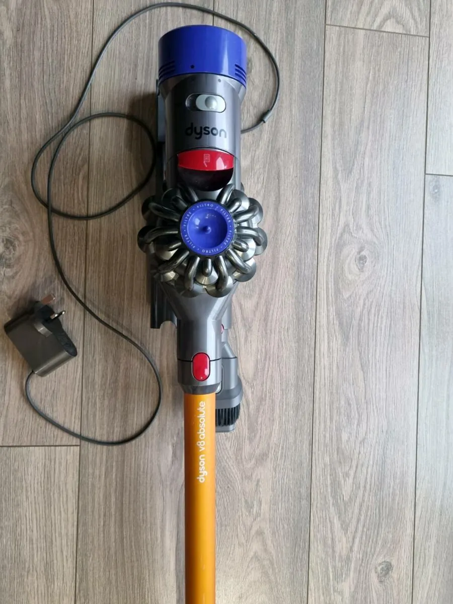 Dyson vacuum - Image 2