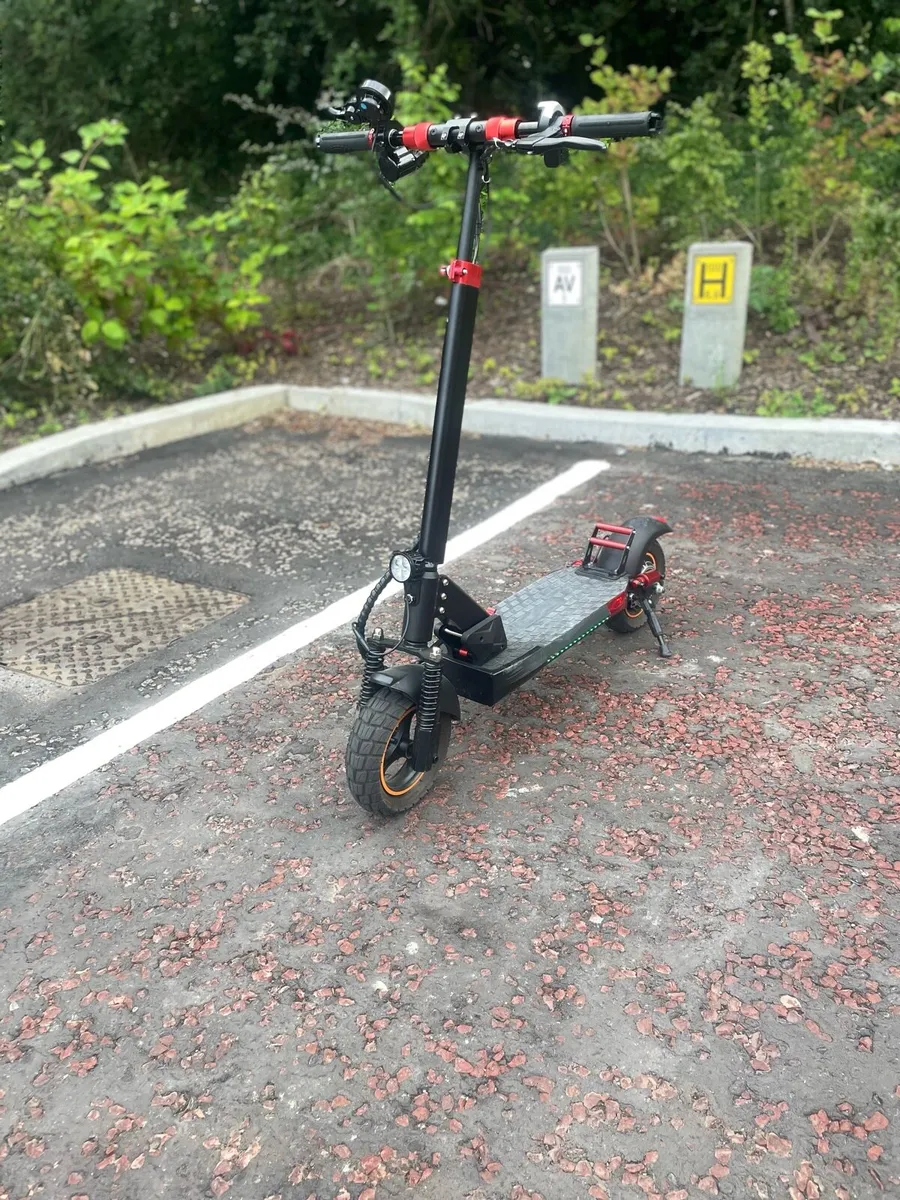 Electric scooter - Image 1