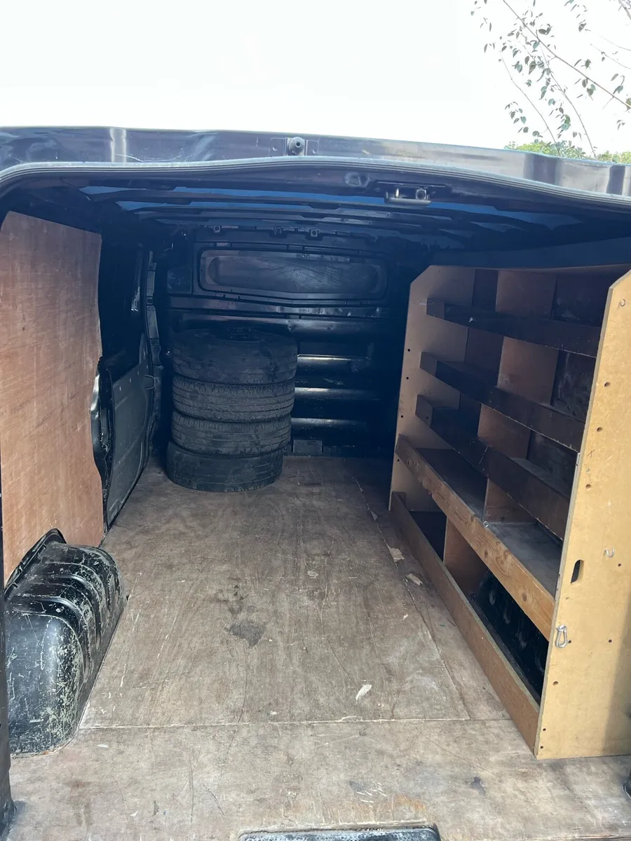 Opel Vivaro 2007, 2.0TDI - Image 4