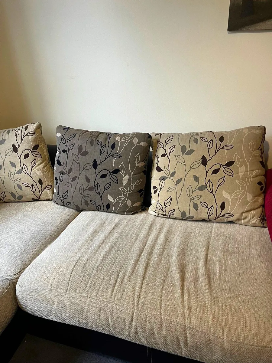 Free Sofa - Image 2