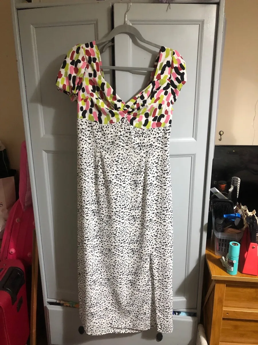 Ladies stunning dress size 12 €10 - Image 4
