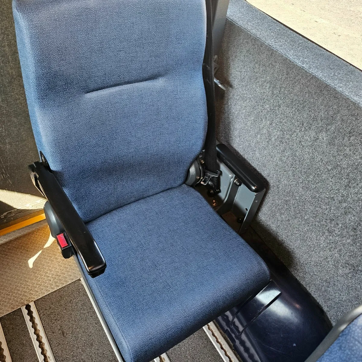 minibus seats - Image 3