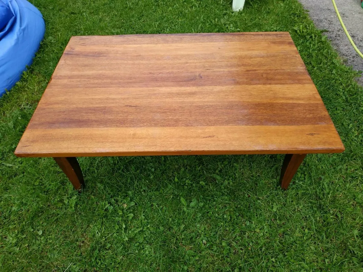 Coffee table and side table - Image 1