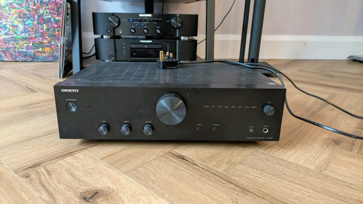 Onkyo A 9010 integrated amplifier - Image 1
