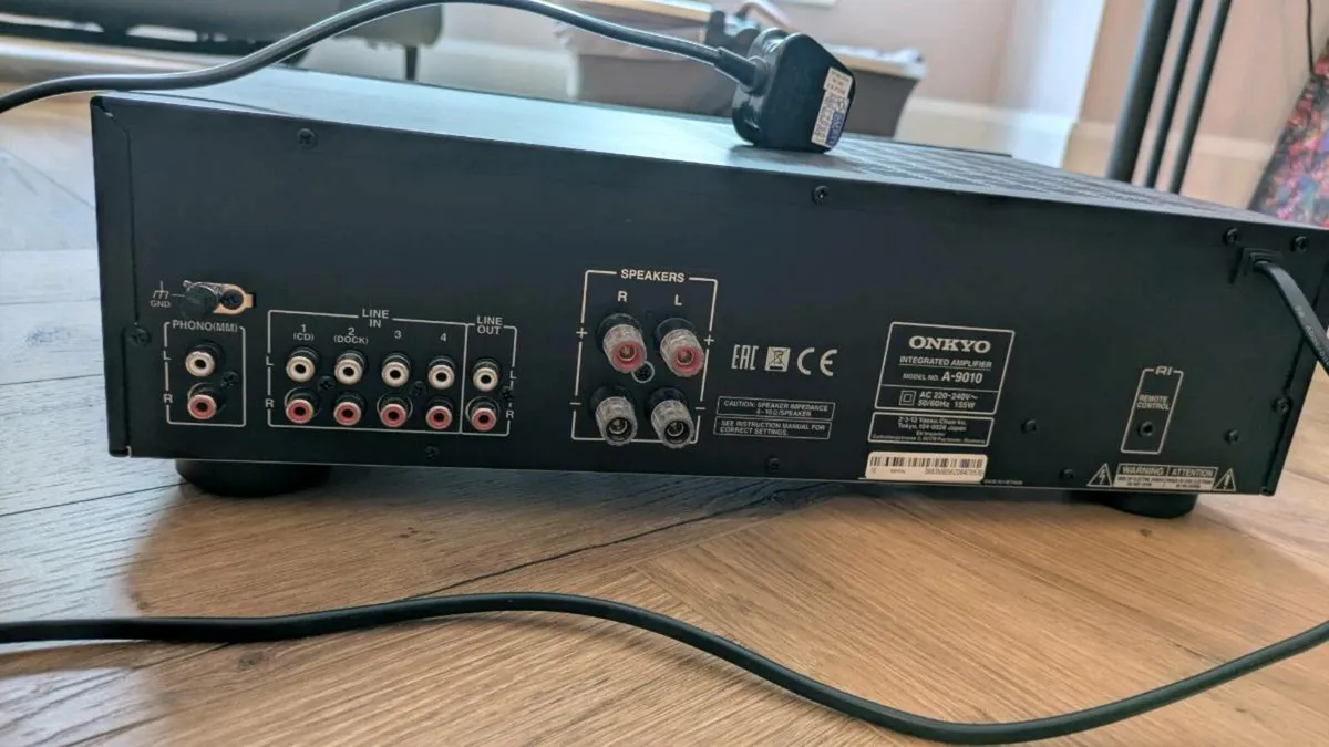 Onkyo A 9010 integrated amplifier - Image 2
