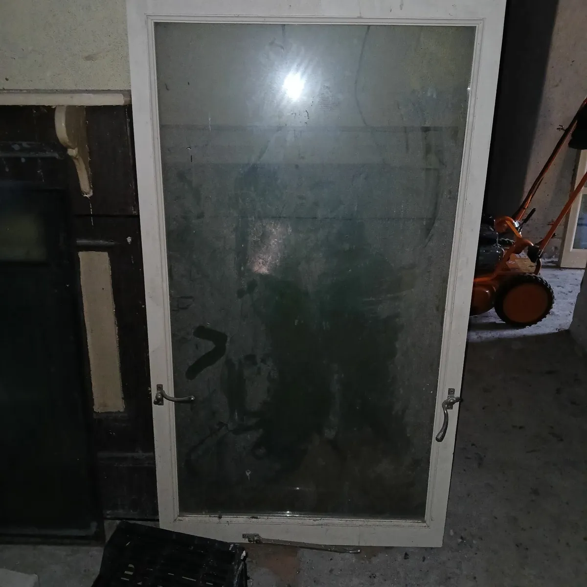 Door and windows - Image 4