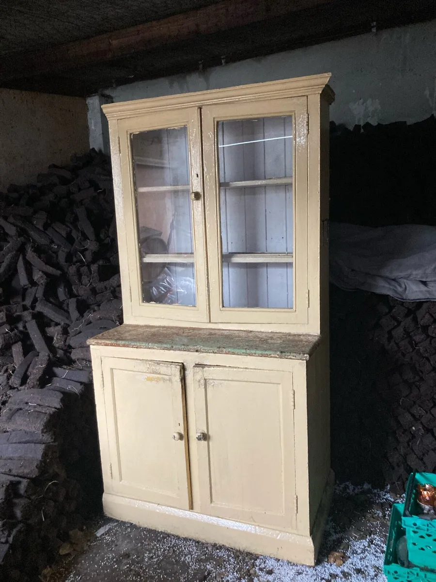 Solid pine cottage dresser - Image 1