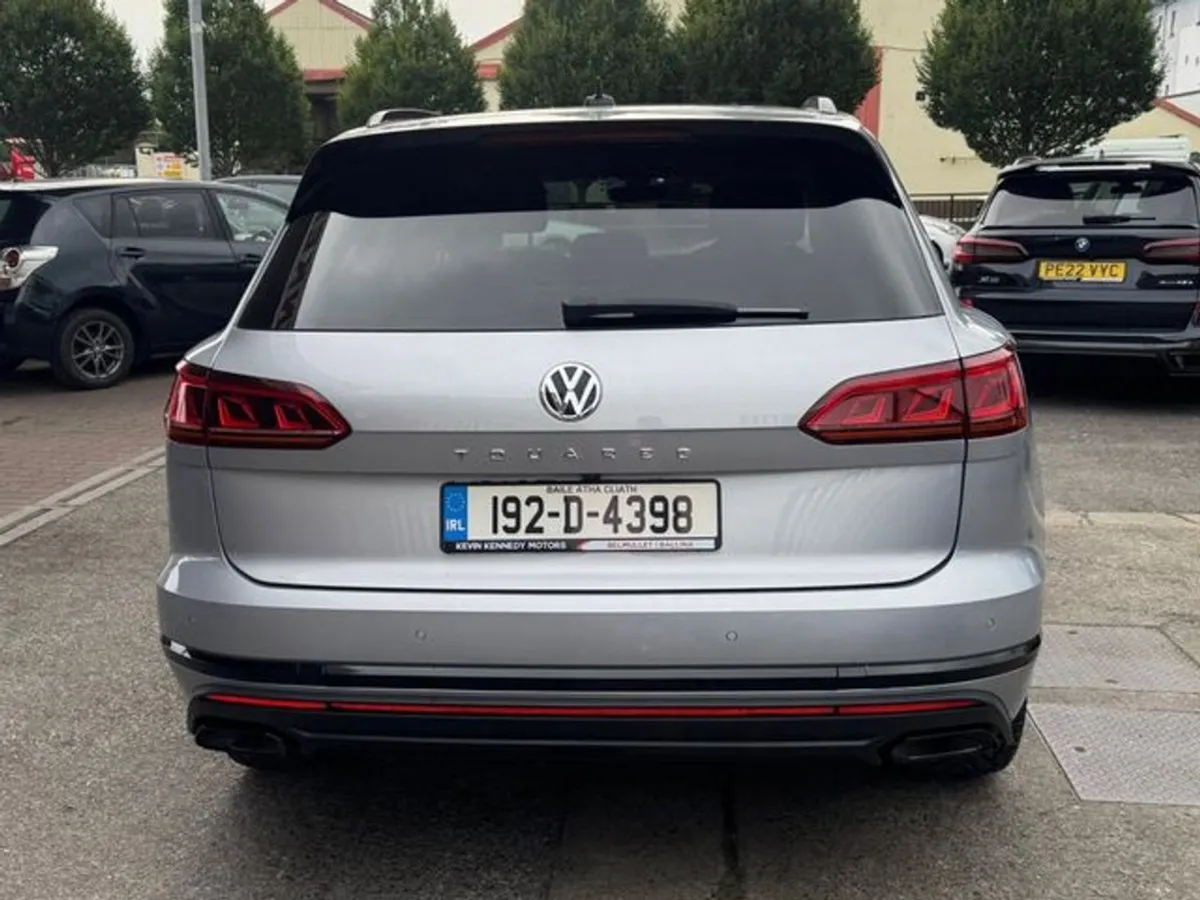 Volkswagen Touareg D LE 3.0tdi 4M 286HP 5DR Auto - Image 4