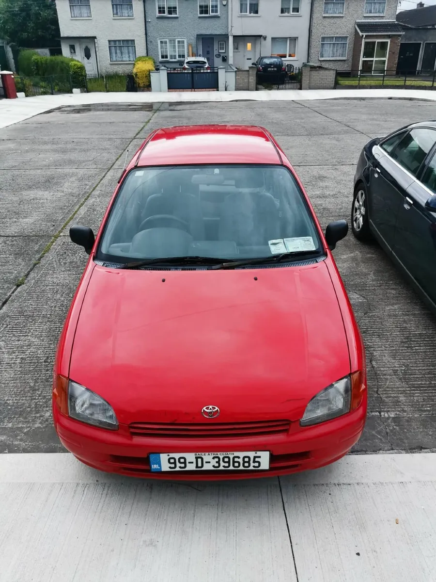 Toyota Starlet 1999 - Image 2