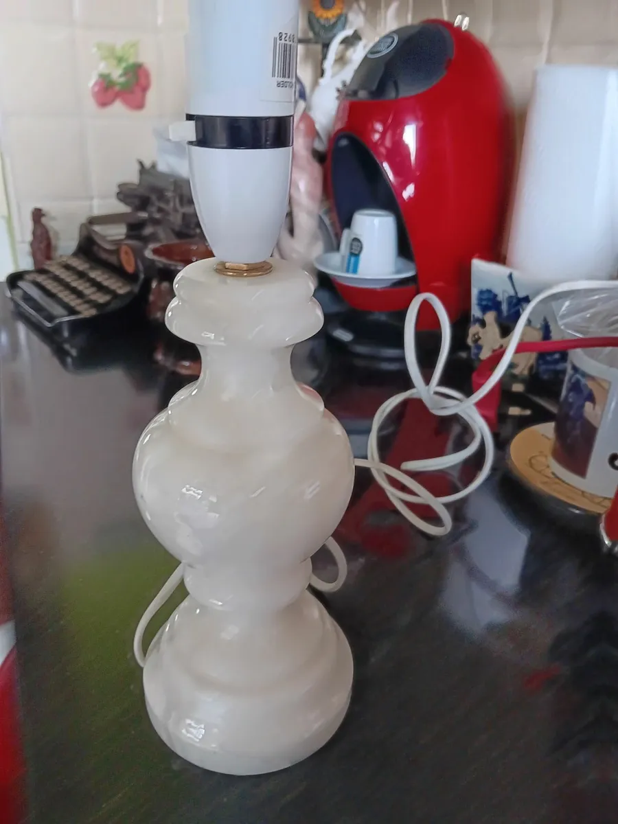 Alabaster lamp - Image 2