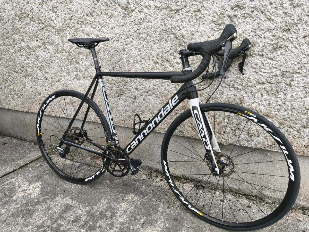 Cannondale CAAD 12 Disc Ultegra - Image 2