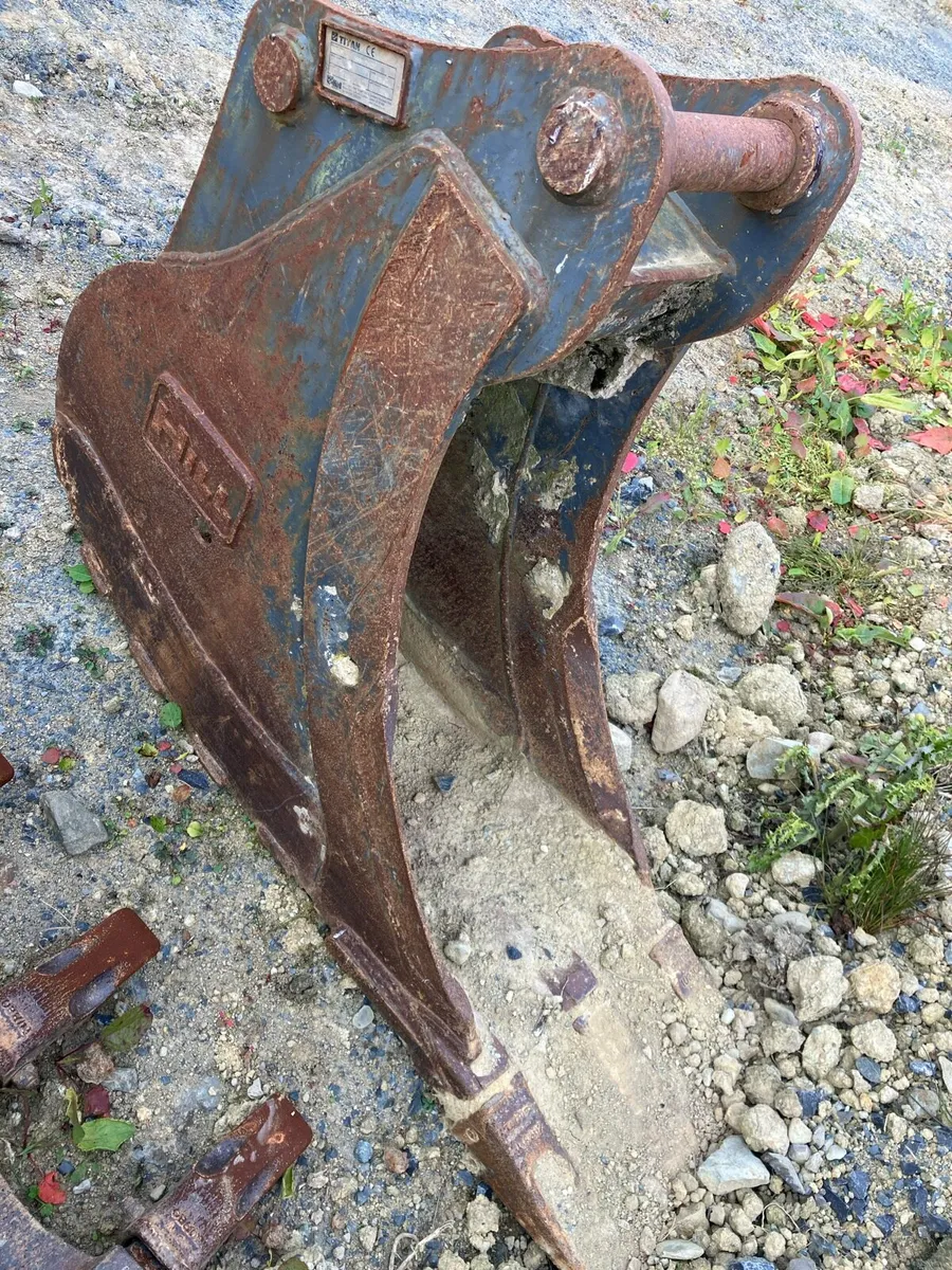 18 inch digger bucket - Image 4