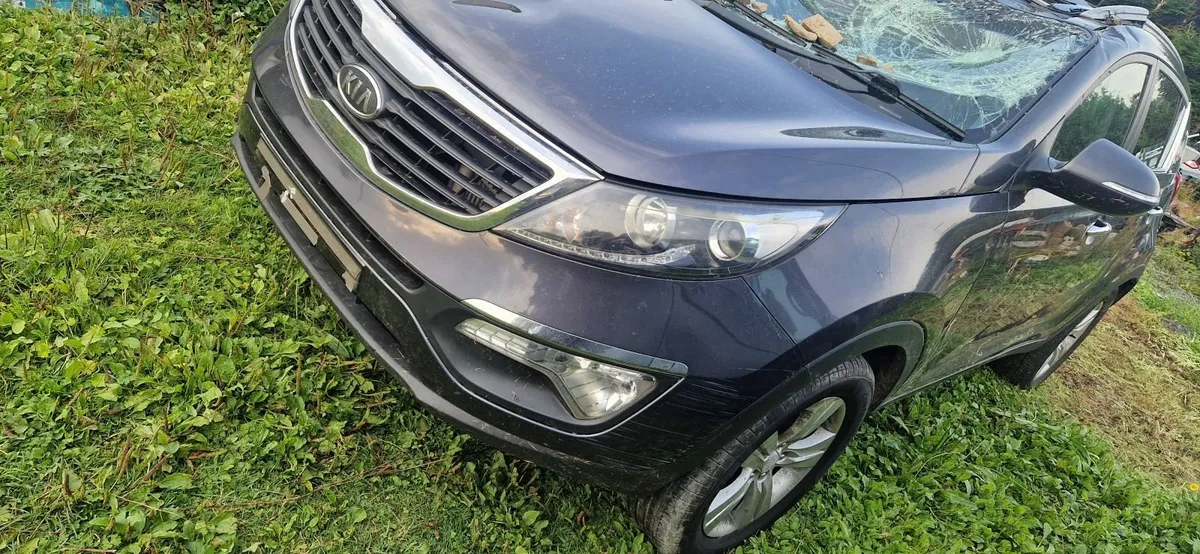 Kia sportage breaking - Image 2