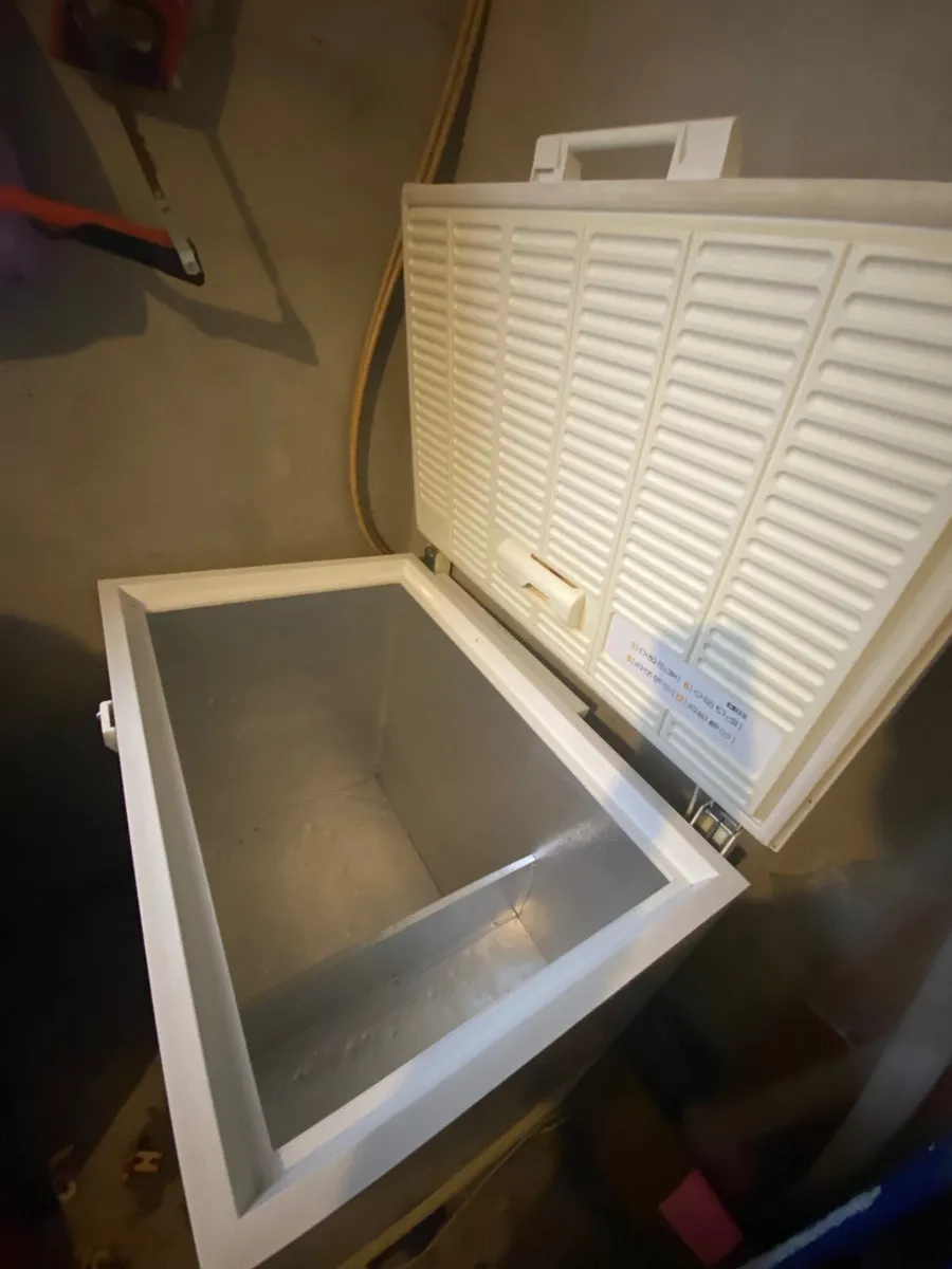 Chest Freezer - Image 1