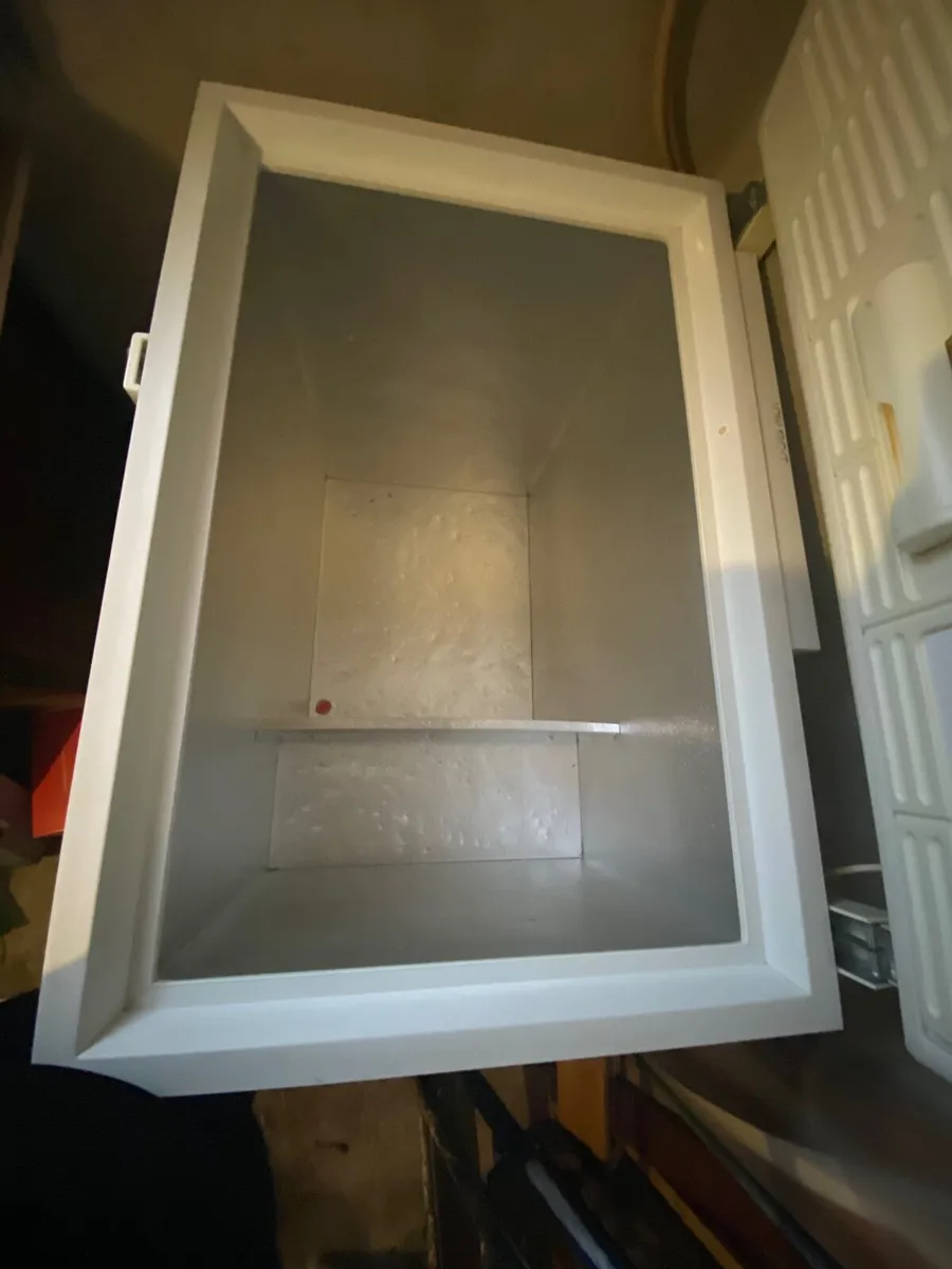 Chest Freezer - Image 2