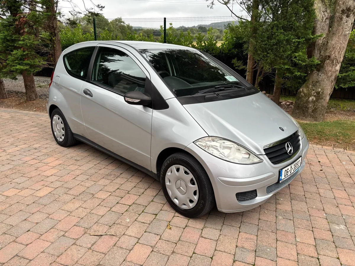 Mercedes A150 Spotless 2key 1 owner MB history 🚗 - Image 3