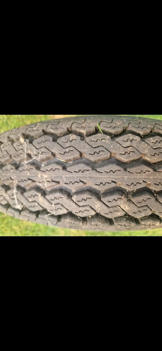 5.00  x 10inch wheel n tyre and Ford Wheel n Tyre - Image 3