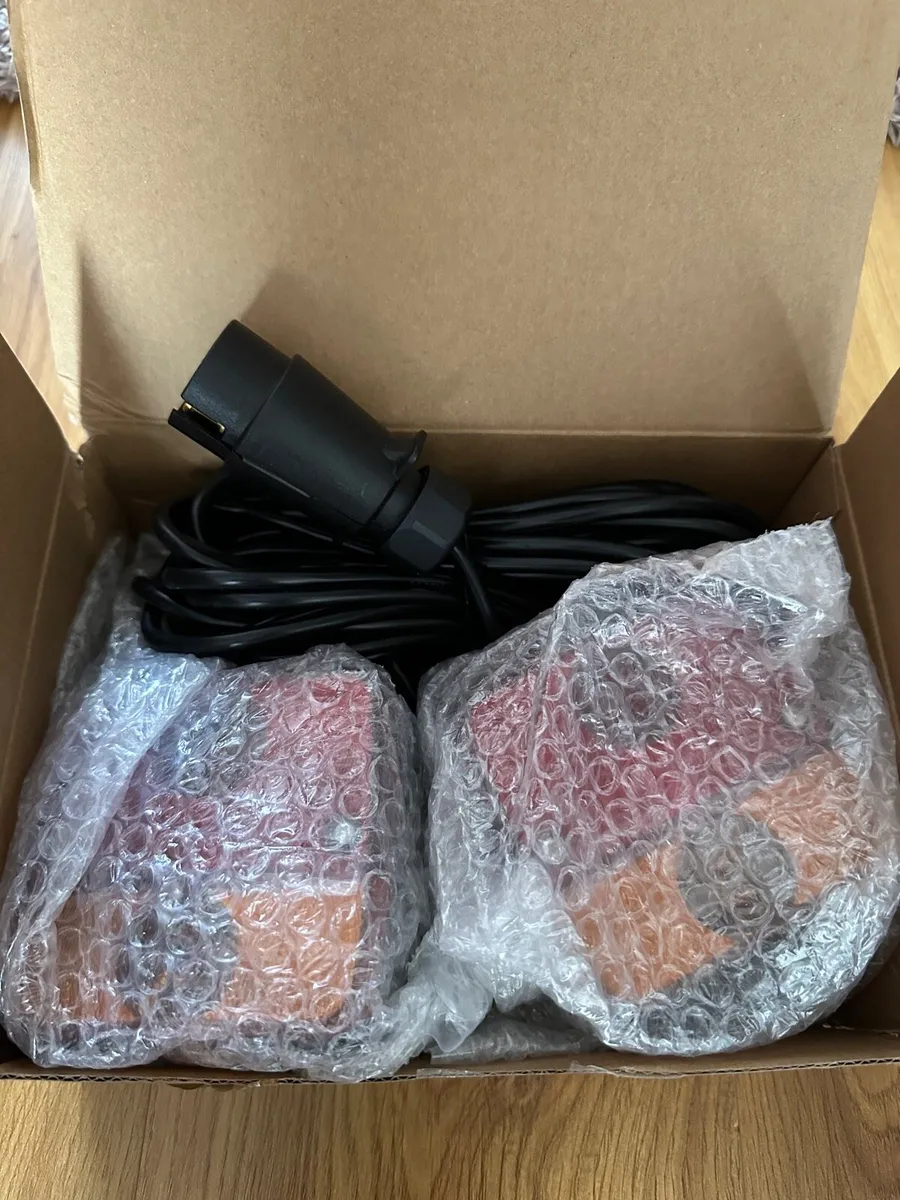 Magnetic Trailer Lights - Image 2
