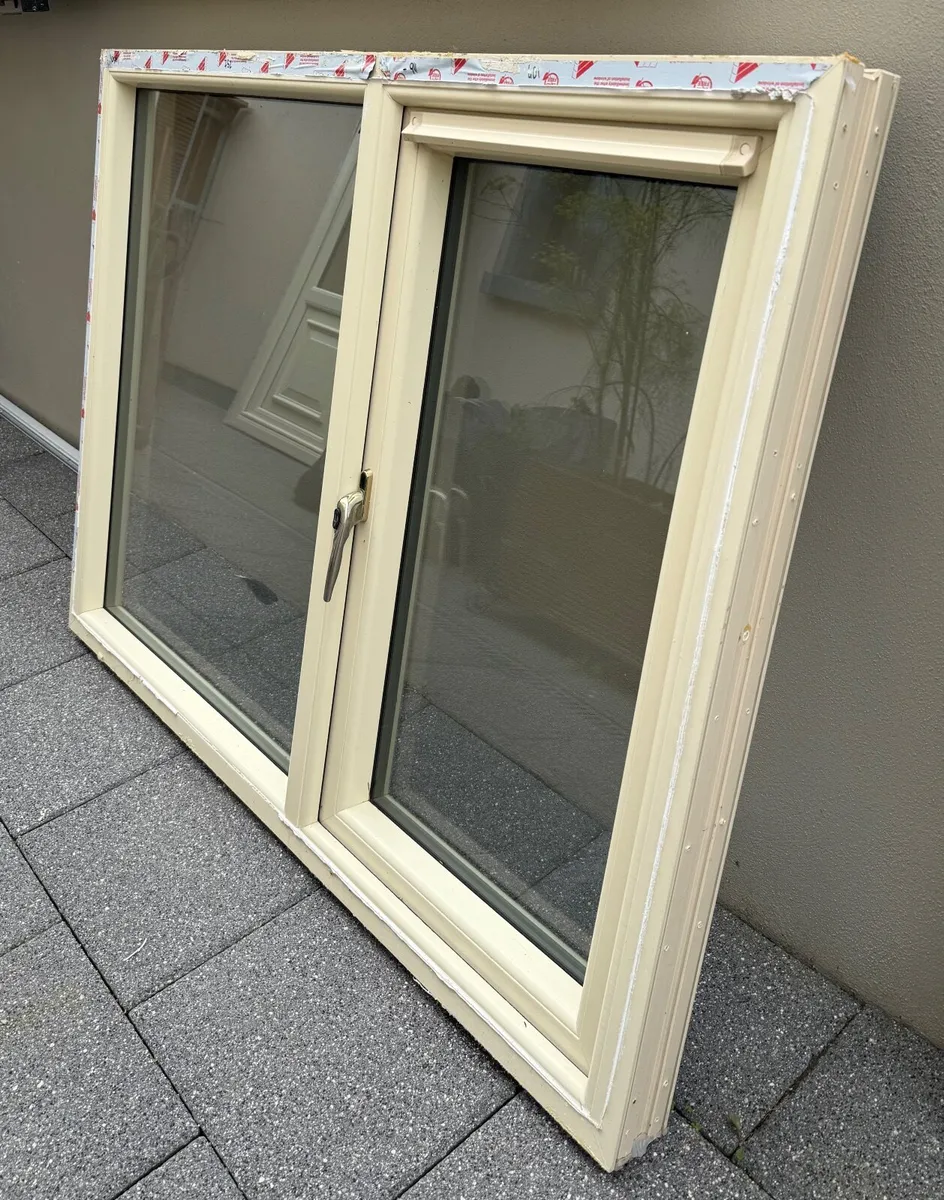 Window for sale - Image 3