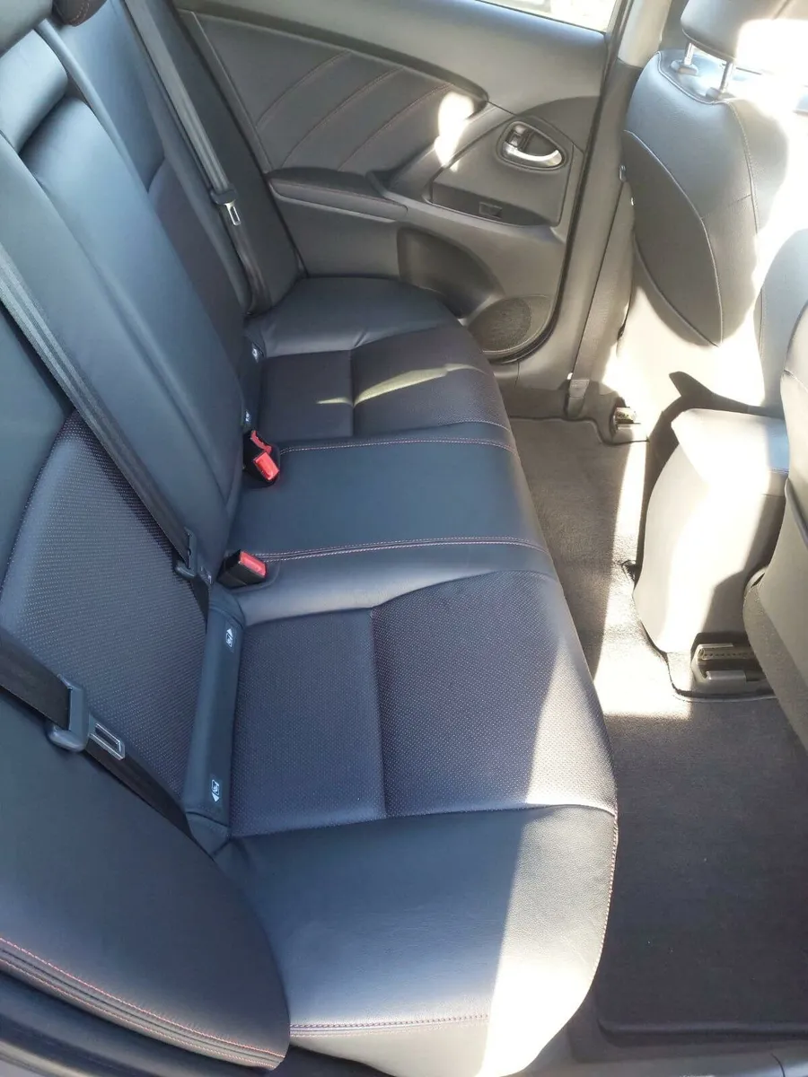 TOYOTA AVENSIS 1.6 D4D - Image 4