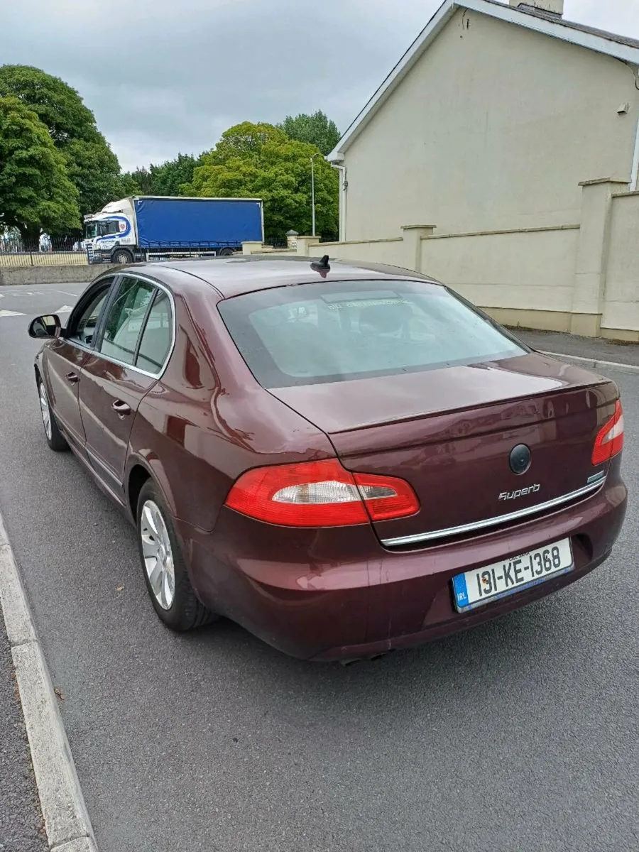 SKODA SUPERB 2013 - Image 3