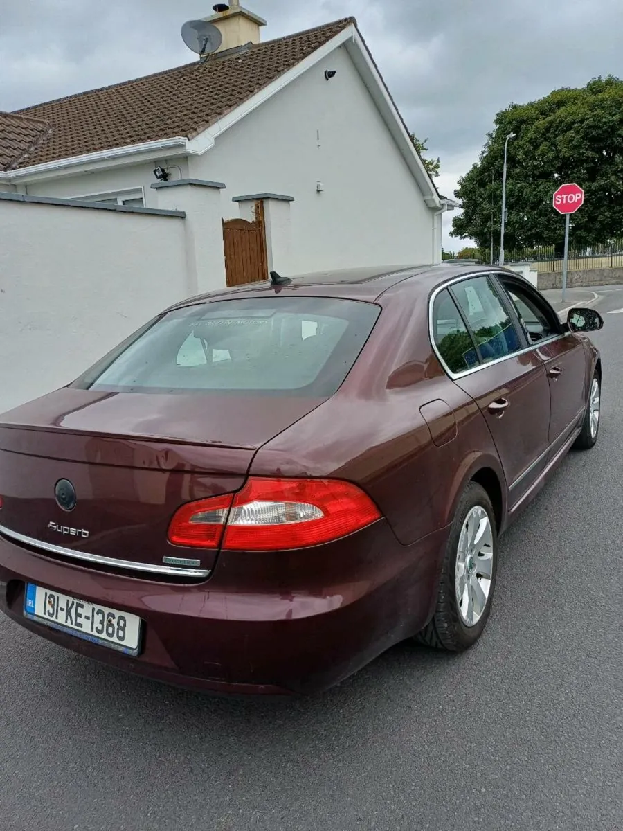 SKODA SUPERB 2013 - Image 4