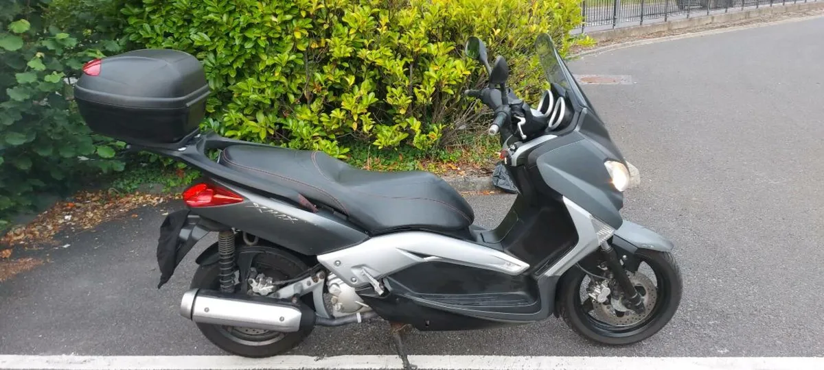 2013 Yamaha Xmax 250 - Image 2
