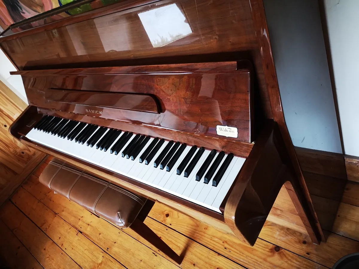 Piano - Image 2