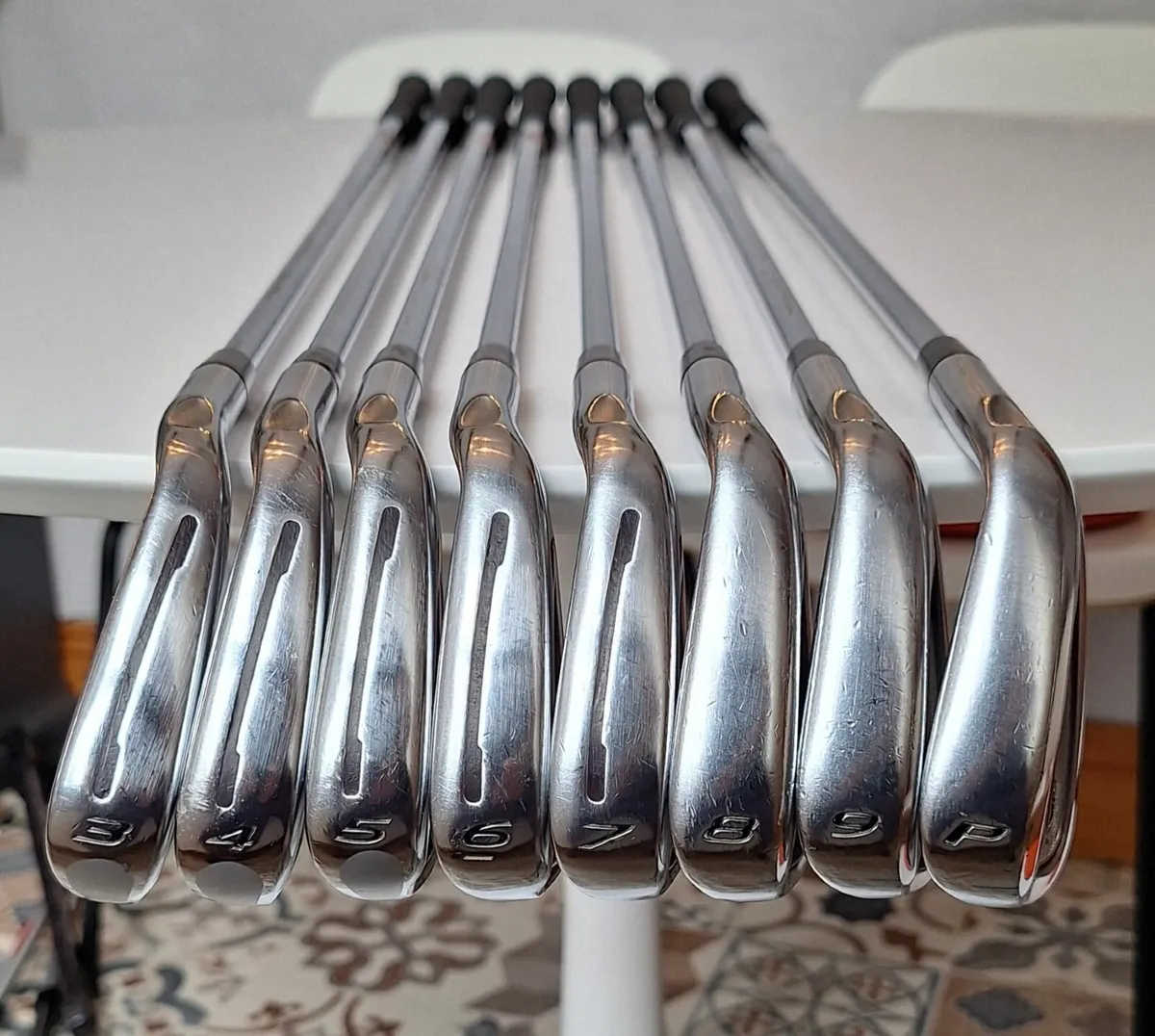 Taylor Made RSi2 irons. 3i-PW. RH. Pristine! - Image 2