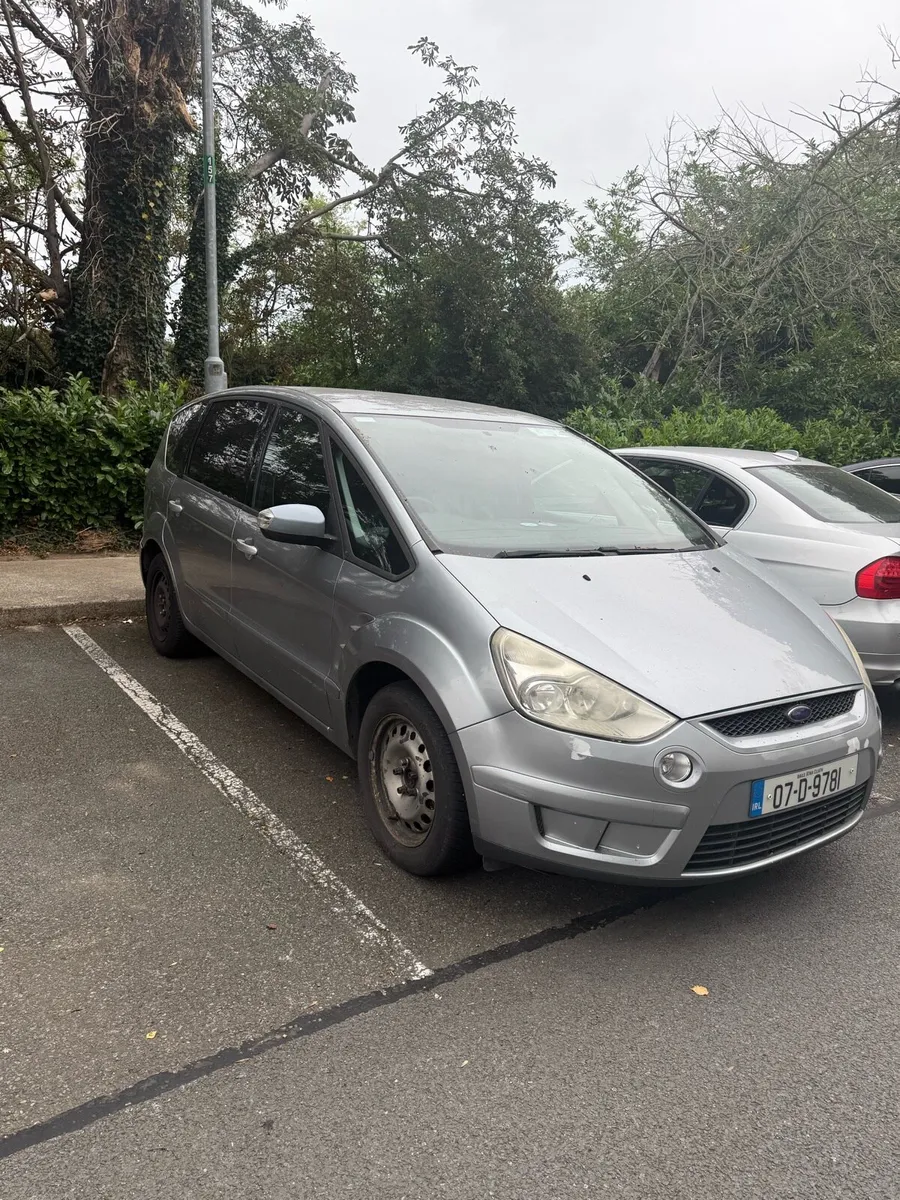 Ford-S-Max - Image 1