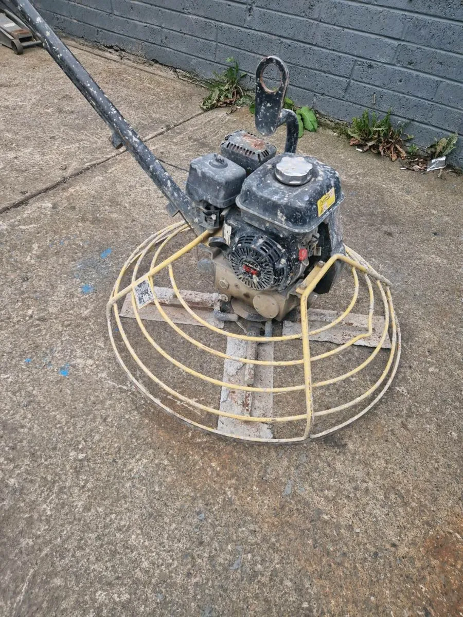 Power trowel - Image 1