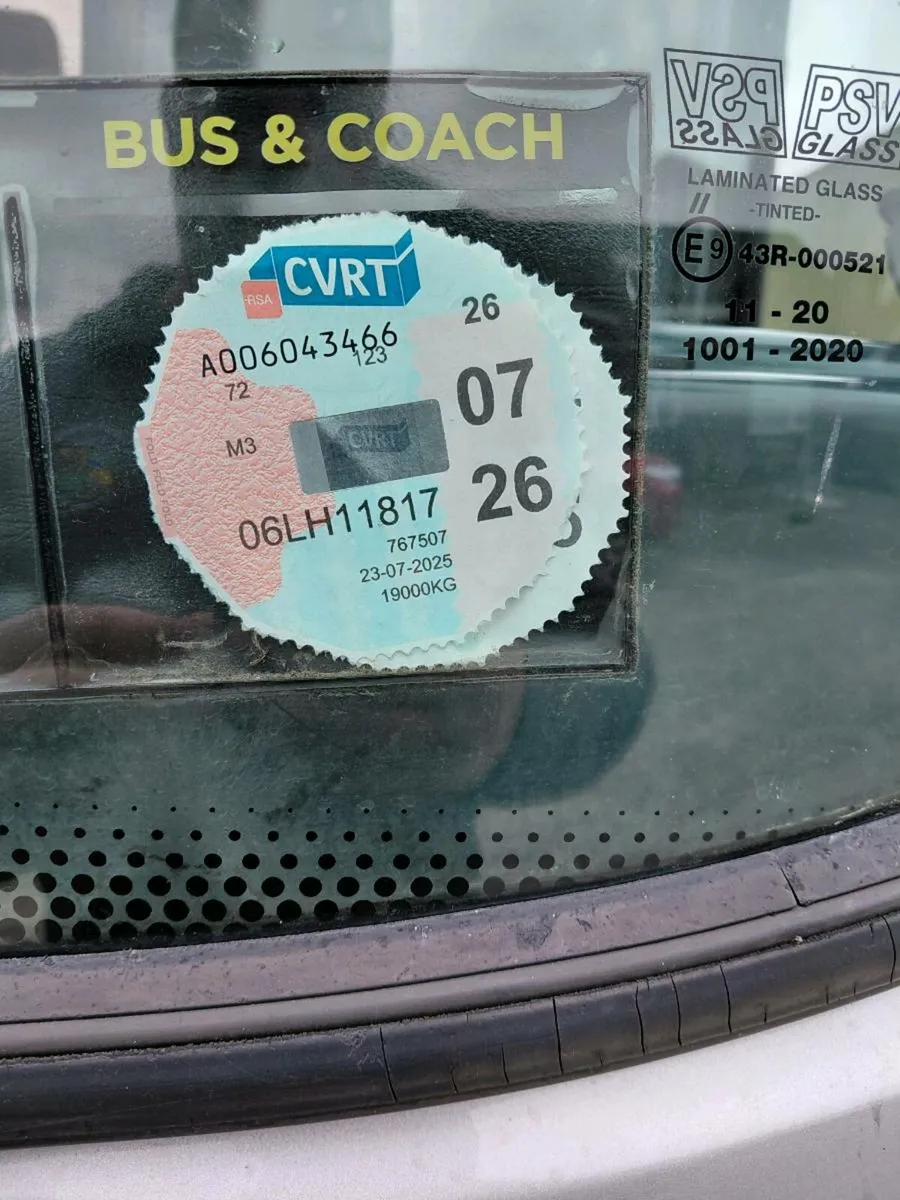 Volvo plaxton - Image 3